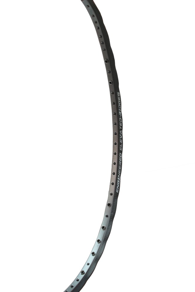 Mizuno PROTOTYPE X-1 Badminton Racket - Image 4